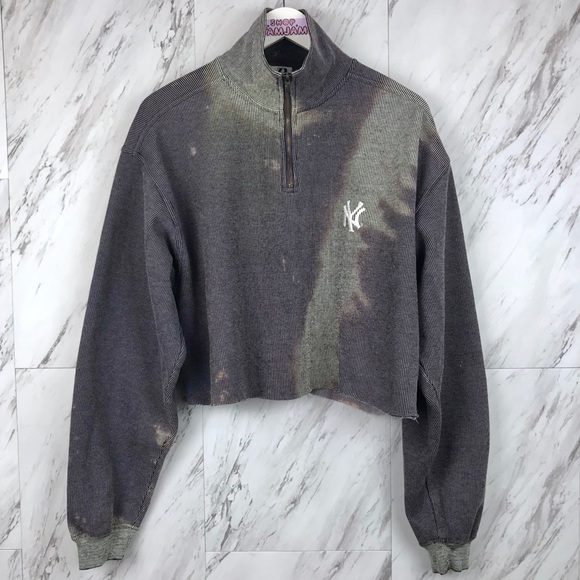 Vintage Tops - Vintage Distressed New York Yankees Sweatshirt